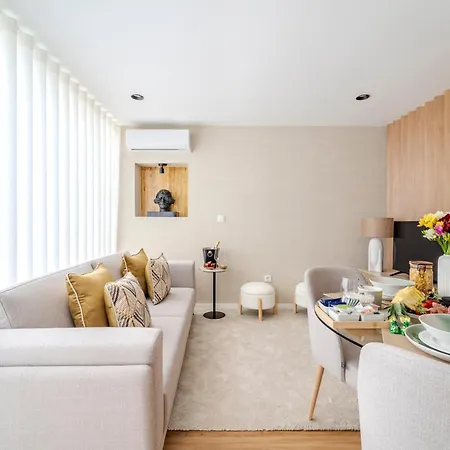 Seventy Four Apartment *